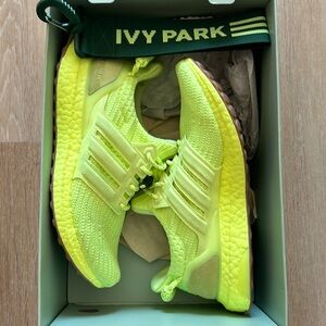 Adidas Ivy Park UltraBoost